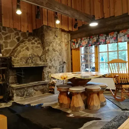 Logwood Restamaja * Luosto